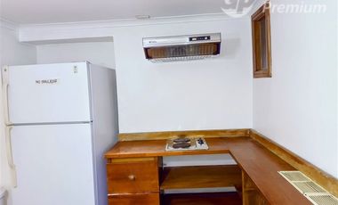 Casa en Venta en Magnífica casa patrimonial de 299 m² útiles y 7 estacionamientos para empresa mediana, a pasos del Estación Metro Manuel Montt