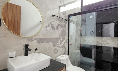 CASA EN VENTA EN ESQUINA, 3 RECÁMARAS, 3 BAÑOS, COCHERA PARA 2 AUTOS