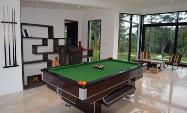 6 Bedroom Villa for sale in Tegallalang, Bali