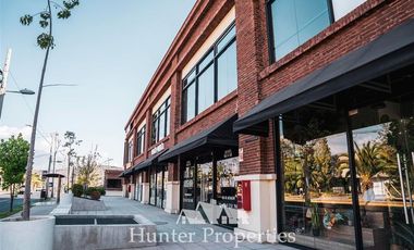 Local Comercial en Arriendo en Stripcenter Camino Los Trapenses