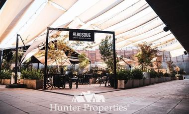 Local Comercial en Arriendo en Stripcenter Camino Los Trapenses