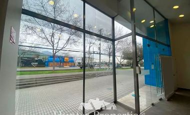 Local Comercial en Arriendo en Las Condes / Padre Hurtado