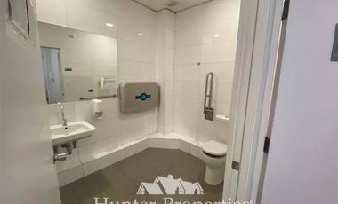 Local Comercial en Arriendo en Las Condes / Padre Hurtado