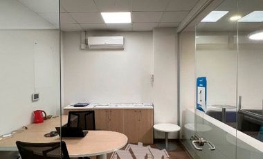 Local Comercial en Arriendo en Las Condes / Padre Hurtado