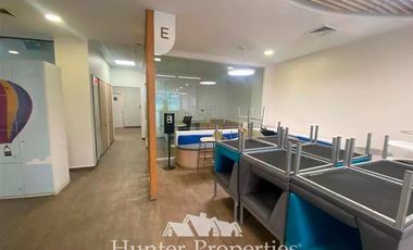 Local Comercial en Arriendo en Las Condes / Padre Hurtado