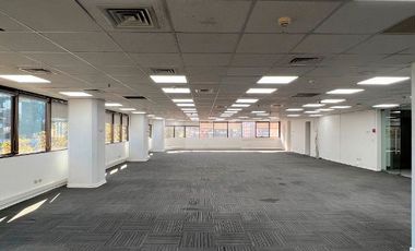 Oficina en Arriendo en El Bosque / Apoquindo