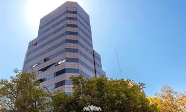 Oficina en Arriendo en El Bosque / Apoquindo