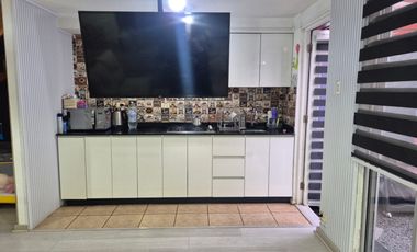 Casa en venta 2D y 1B. Lomas del Maipo condominio cerrado