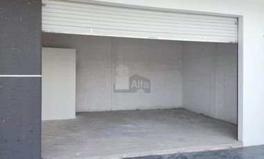 Local nuevo en Av. CODAGEM con estacionamiento