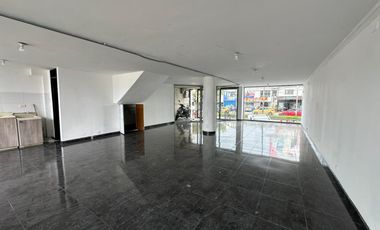 LOCAL EN ARRIENDO EN LA AV SANTANDER/MANIZALES