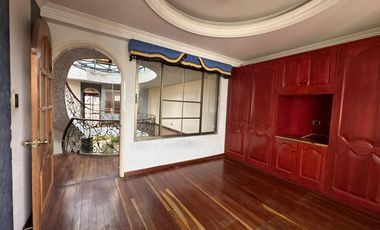 CASA EN ARRIENDO EN VERSALLES/MANIZALES