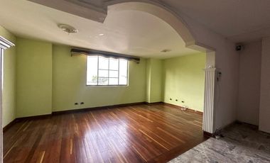 CASA EN ARRIENDO EN VERSALLES/MANIZALES