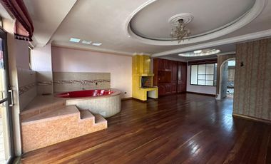 CASA EN ARRIENDO EN VERSALLES/MANIZALES