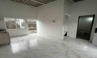 CASA EN ARRIENDO SANTA ROSA