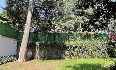 Casa remodelada totalmente con gran ubicación.