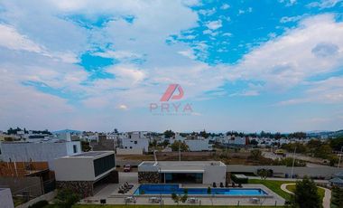 Terreno en venta Paraje Las Grullas Tlajomulco | 154 m² frente a Casa Club
