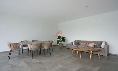 Terreno en venta Paraje Las Grullas Tlajomulco | 154 m² frente a Casa Club