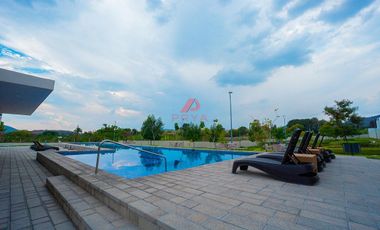 Terreno en venta Paraje Las Grullas Tlajomulco | 154 m² frente a Casa Club