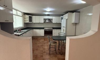 Casa en Venta, Paseos de Churubusco, 5 Recamaras