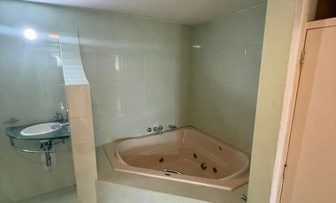 Casa en Venta, Paseos de Churubusco, 5 Recamaras