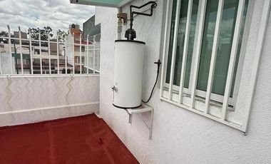 Casa en Venta, Paseos de Churubusco, 5 Recamaras