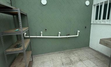 Casa en Venta, Paseos de Churubusco, 5 Recamaras