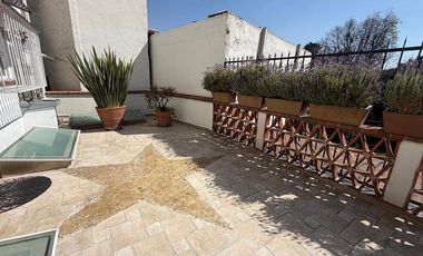 Acogedora Casa en Condominio en Renta en la Calle de Altavista, en San Angel