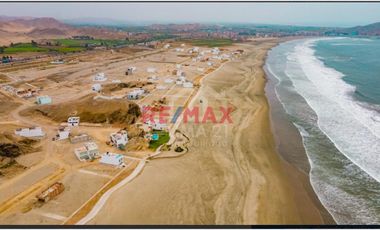 Terreno en Venta en el Condominio Residencial de Playa Poseidon