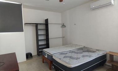 Casa en renta amueblada y equipada Privada Aleza Conkal