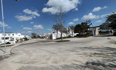 Casa en renta amueblada y equipada Privada Aleza Conkal