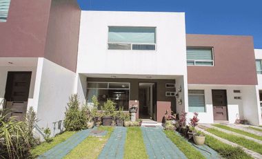 Hermosa casa en cuautlancingo