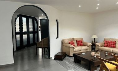 Casa Amueblada en Venta | Arcos del Sur | Zavaleta - Angelópolis | Con Despacho