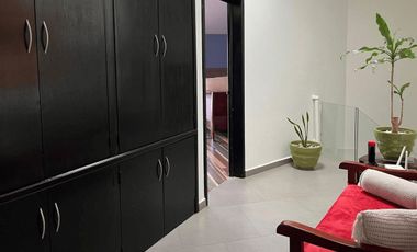 Casa Amueblada en Venta | Arcos del Sur | Zavaleta - Angelópolis | Con Despacho