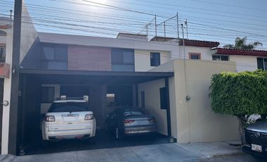 Casa Amueblada en Venta | Arcos del Sur | Zavaleta - Angelópolis | Con Despacho