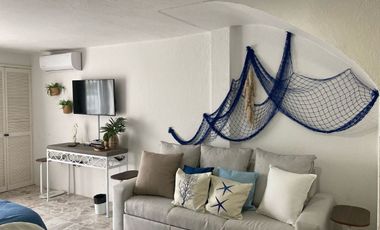 Estudio en renta Plaza Marina, Puerto Vallarta, Amueblado, Coto con alberca