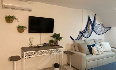 Estudio en renta Plaza Marina, Puerto Vallarta, Amueblado, Coto con alberca