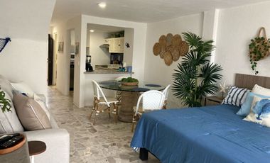 Estudio en renta Plaza Marina, Puerto Vallarta, Amueblado, Coto con alberca