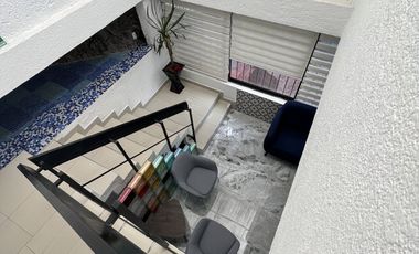 CASA CON USO DE SUELO PARA OFICINAS, COL. FLORIDA