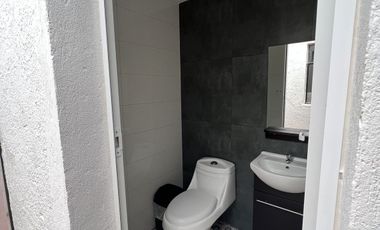 CASA CON USO DE SUELO PARA OFICINAS, COL. FLORIDA