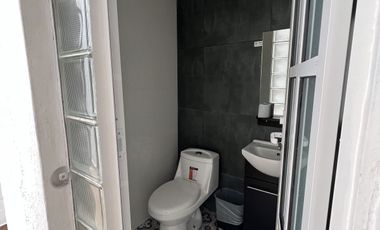 CASA CON USO DE SUELO PARA OFICINAS, COL. FLORIDA