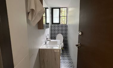 CASA CON USO DE SUELO PARA OFICINAS, COL. FLORIDA