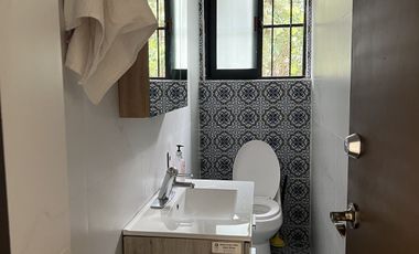 CASA CON USO DE SUELO PARA OFICINAS, COL. FLORIDA