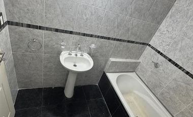 DEPARTAMENTOS 2 AMB. AMPLIOS EN ALQUILER VILLA LUZURIAGA