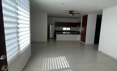 Departamento en Renta en Campeche en Privada Residencial La Eminencia