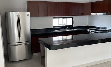 Departamento en Renta en Campeche en Privada Residencial La Eminencia