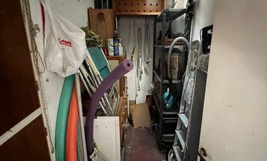 Casa sobre Avenida Ignacio de la Roza.