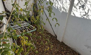 Casa sobre Avenida Ignacio de la Roza.