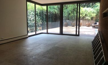 CASA EN RENTA EN LOMAS DE CHAPULTEPEC.