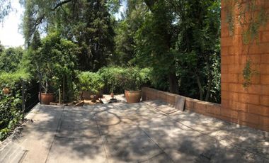 CASA EN RENTA EN LOMAS DE CHAPULTEPEC.