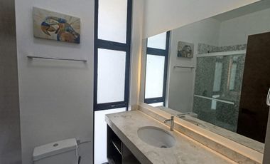 Renta de casa de Lujo Amueblada Fraccionamiento Montebello